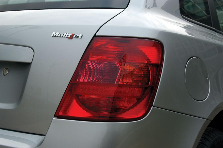  Fiat Stilo 2002 года  (фото 44 из 177)